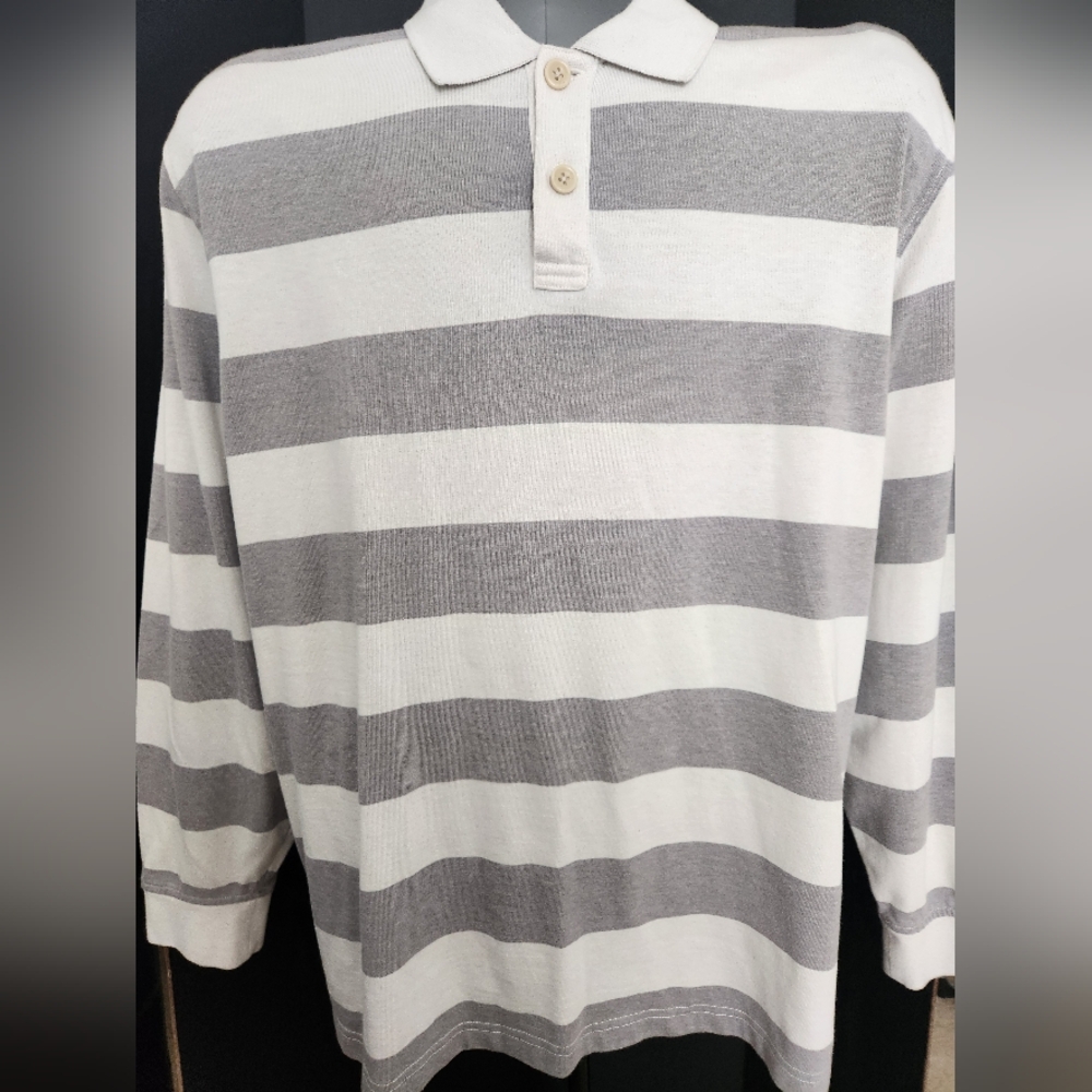 Mens long-sleeve rugby shirt. 2XL.